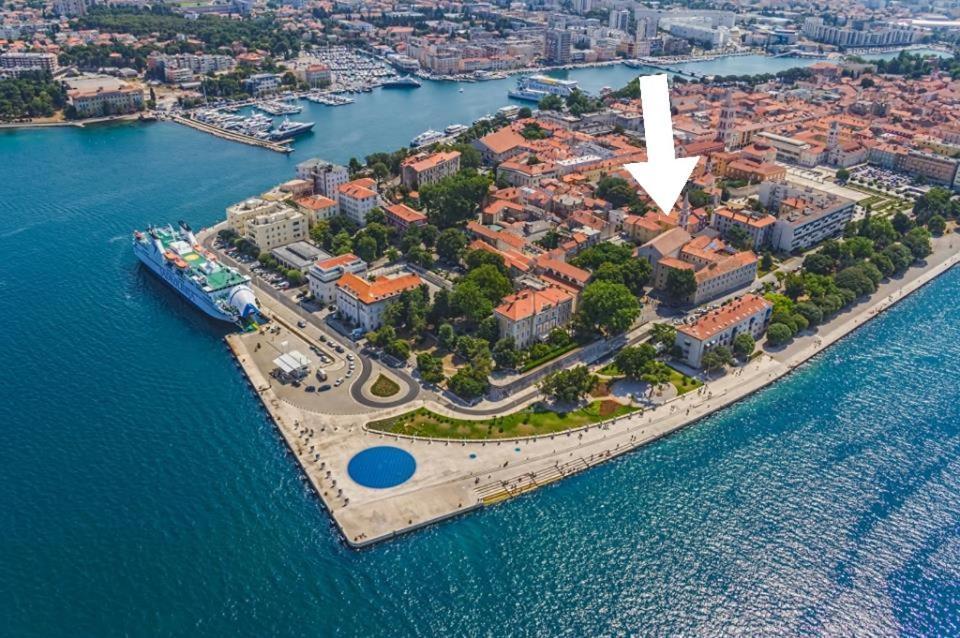 Golden Sea Organ Appartement